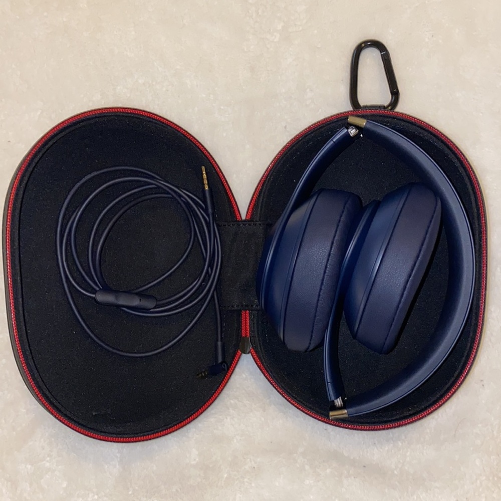 Beats Studio3 Wireless Over‑Ear Headphones - Blue